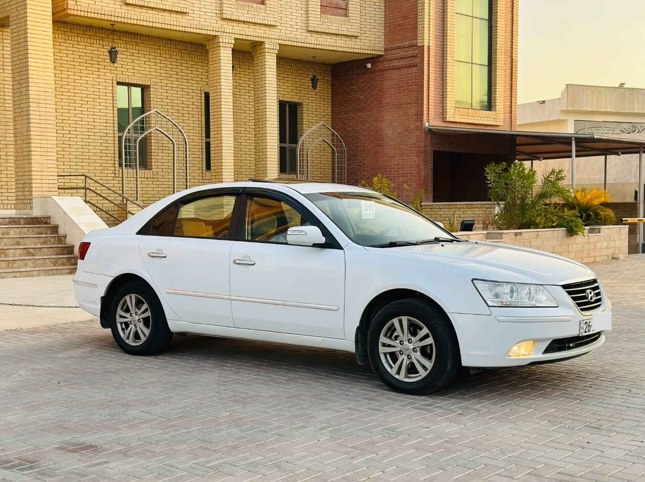 سلام عليكم سوناتا ٢٠١١ مكفولة سيارة جديدة ونضيفة كلش بسمي تحويل مباشر مكينة كير صدر تبريد ثلج سيارة جديدة كلش فول مواصفات اشاير بلمري داخل صاج 
‏ماشي 165￼فتحة ٢٤٠٠  عليها رقم  إنكليزي مميز ￼مكاني 

صلاح الدين-تكريت  
للاستفسار ***********
