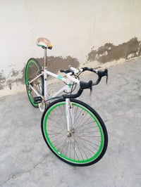رود c700 ماركة DACOS  فريم حديد وياله واستيرن الامنيوم  نقصه بس (ماسحة...