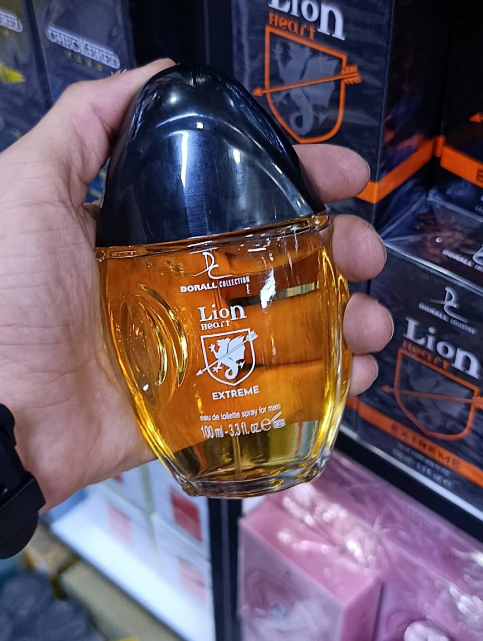 سعر الدرزن ٣٣ الف تطلع القطعه 2750 دينار يابلاش ❤️‍🔥❤️‍🔥
قطعة احلى من الخ اذا مو عطرها يبيعها شكلها يبيعها نسائيات وىجاليات ٤٠ موديل مشكل لو تطلب قطعة من كلشي هم عادي يعني درزن مشكل هم مسموح توصيل موجود لكل المحافظات 5 الاف 🚛🚚
للاستفسار الاتصال او واتساب : ***********
