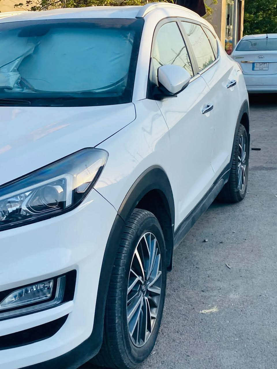 توسان خليجي الكاصد 2020 محرك 2000 ماشية 101 بيها كازكيت وتم تصليحه السعر 190 وبيها مجال مكاني بغداد حي اور للاستفسار الاتصال على الرقم ***********
