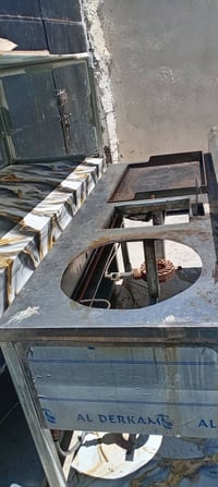 غراض مال مطعم مال فلافل وهم بركر سعر تواصل واتساب 07881150416