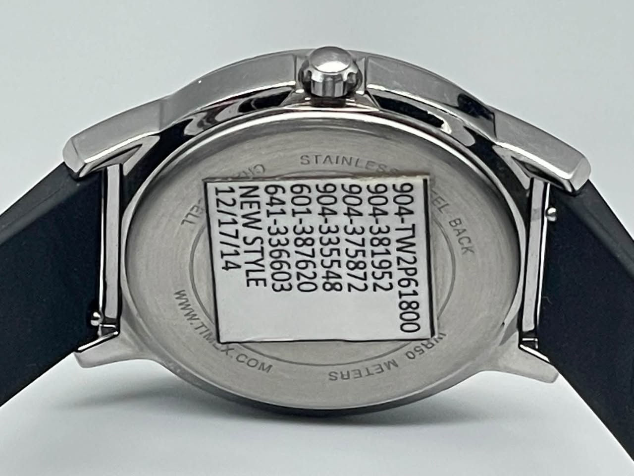 ساعه ‏Timex اورجينال نضافة 100‎%‎

 Timex Bank Street

قطر الهيكل 40 ملم

سُمك الهيكل 10 ملم

مينا انديجلو المضيء

مقاومة للماء حتى عمق 50 مترًا

ساعه كوارتز من تايمكس الهيكل مصنع من النحاس عالي الجودة مع غطاء خلفي متين من الستانلس ستيل
زجاج الساعه معدني مقاوم للصدمات والخدوش

———————————————-

يوجد توصيل 🚚 ( بغداد - محافظات العراق )

☎️رقم الهاتف : ***********

للحجز - دايركت
