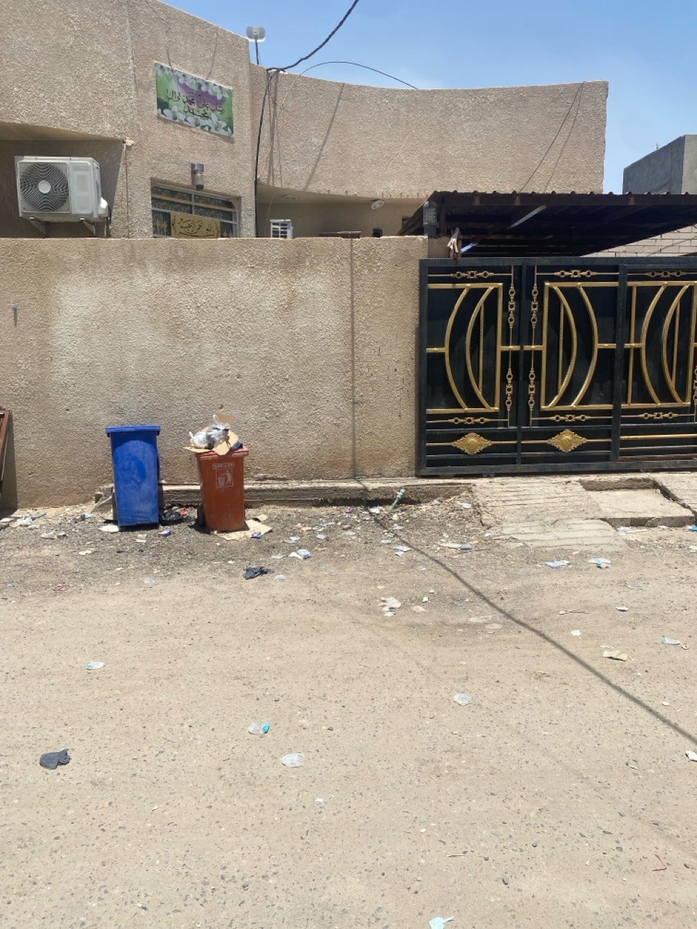 بيت 150 م واجهه 10 نزال 15 عرفتين صاله مطبخ ديوانيه صحيات داخلي حارجي كراج كبير استفسار ***********