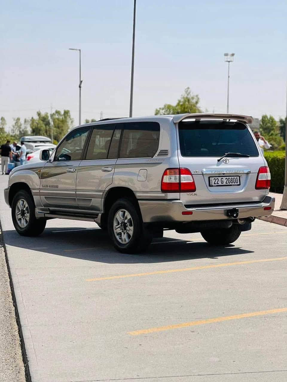 لاندكروزر موديل ٢٠٠٥ فئه VXR محرك ٨ سلندر ٤٧٠٠ بيهة قطعه وحده صبغ رقم اربيل  عدد المقاعد ٧
جكات تعليه تنصيه 
ثلاجه 
 شاشه 
دبل تانكي 
 كشنات جلد البلاد مالتها 
 كامرات خلفي
تحكم ستيرن 
 كشنات كهربائيه 
فتحه سقف 
سعرها ١٧٠
للتواصل على الرقم ***********
