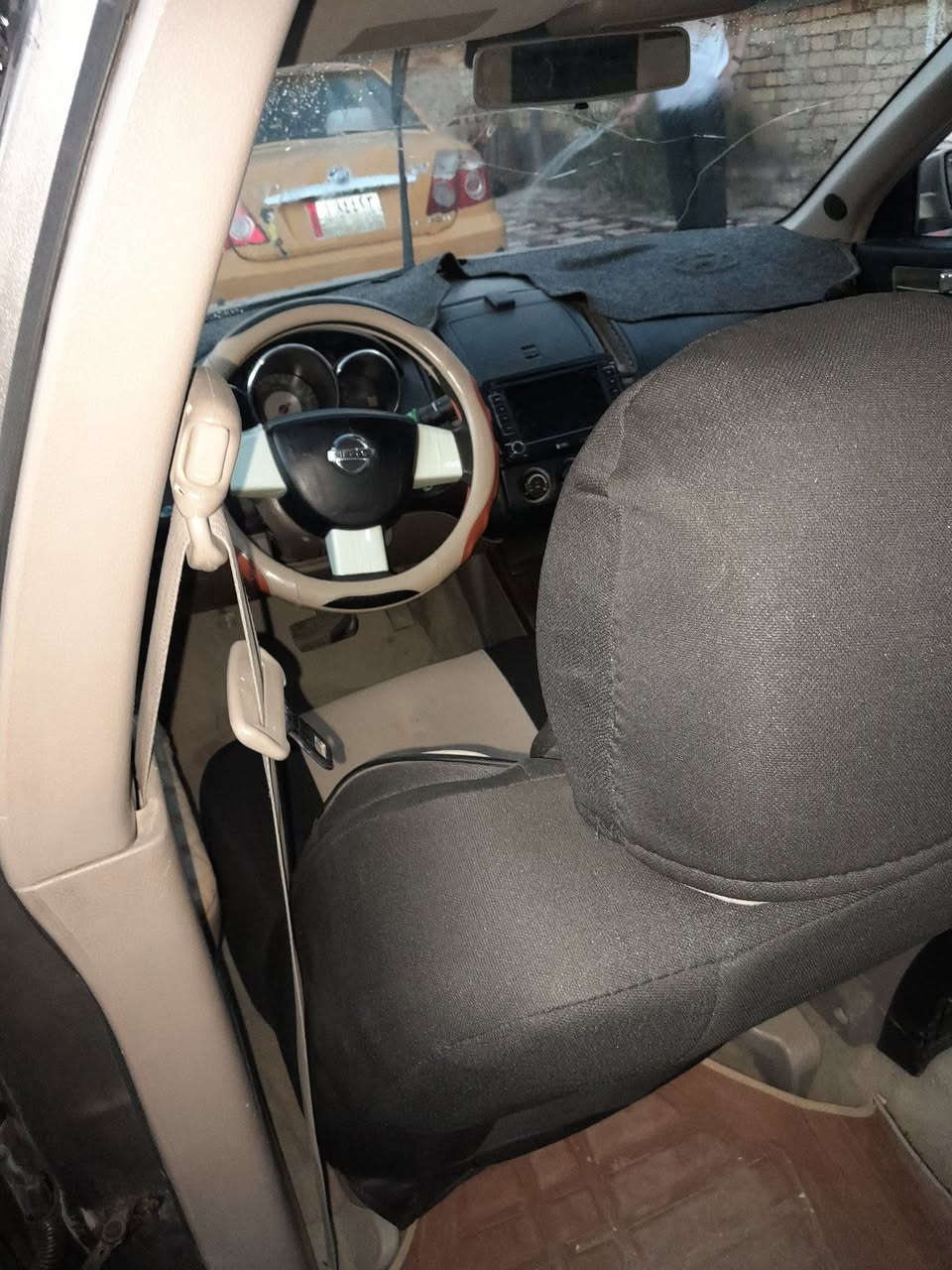 نيسان التيما • ٢٠٠٥ • بصرة