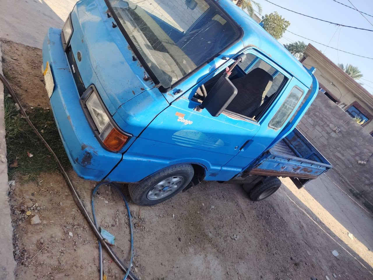 السلام عليكم
$41
 كيا موديل 94 مسجله 95 
مكينه مال عموشه مال حاويه
 كير مكفول 
اكسل مكفول 
شاصي مكفول 
رقم شاصي واضح 
صدر جديد 
تخم تاير جديد
 باتري جديد
 رقم بغداد تحويل باي وقت
 سنويه نافذه 
قماره بلاديه ما بيها قطر الصبغ 
بها ملاحظات بسيطه بالبدي
 اي استفسار اتصال على الارقام 
***********
***********
مكاني بغداد ابو غريب ابو منيصير عرب عباس
