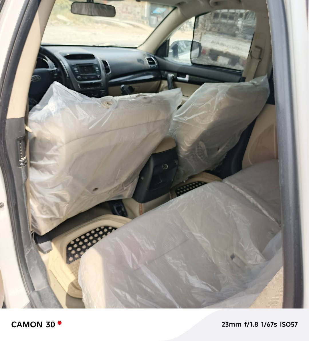 كيا سورنتو خليجي موديل ١٤ 🚘 V6  مكينه ٦

فول عدا الفتحه   مكفولة فقط بارد موضح بالسونار 
ماشية ١٤٥ 🚗حقيقي  
مواصفات حلوة 
اشاير ترحيب 🅿️
مري شفط 
بردات بلادي 
بصمة تشغيل ودخول ابواب 
سيارة جديدة ومابيها اي نقص 
كلة ممتاز  تخم تاير وتبريد 
مابيها اي نقص 
رقم بغداد ب اسمي 
مكانها بغداد الدورة 
السعر ١٧٨  الاستفسار ***********
*********** سونار مرفق وياهه
