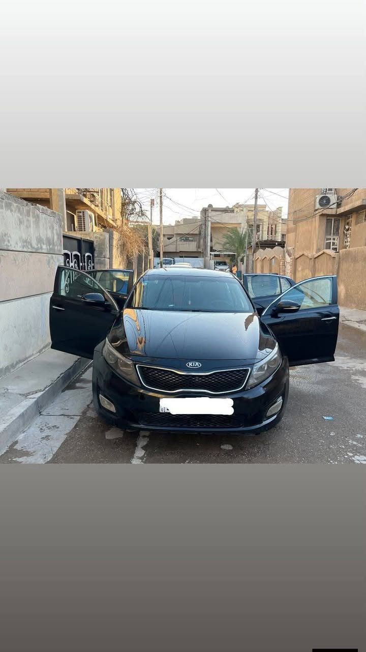 سلام. عليكم  كيا اوبتيما موديل 15 أمريكي رقم بغداد الجديد السعر 100وبيها مجال العنوان بغداد
السياره جاهزه من كولشي حداديه  تبريد تدفئه كهربائيات كلها شغاله  
السياره حادثها جاملغ الأيمن والباب والجاملغ الخلفي من جهه الكنر مال باب انضربت عندي  تقريبا شبر 
الباقي كله ليبل واحد  
***********
سلام. عليكم  كيا اوبتيما موديل 15 أمريكي رقم بغداد الجديد السعر 100وبيها مجال العنوان بغداد
