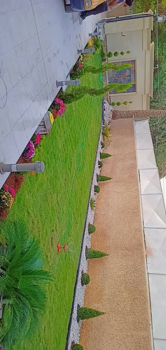 تصميم وتنفيذ • هندسة حدائق • مزارع وشركات