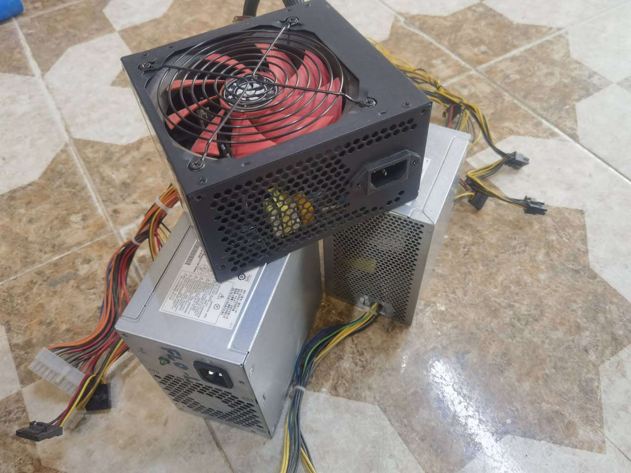 بور سبلاي عدد 3 شغالات شرط الفحص.
سعر 75 الف
