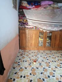 بيت للبيع • ١٠٠م • قرب معمل الخياطه