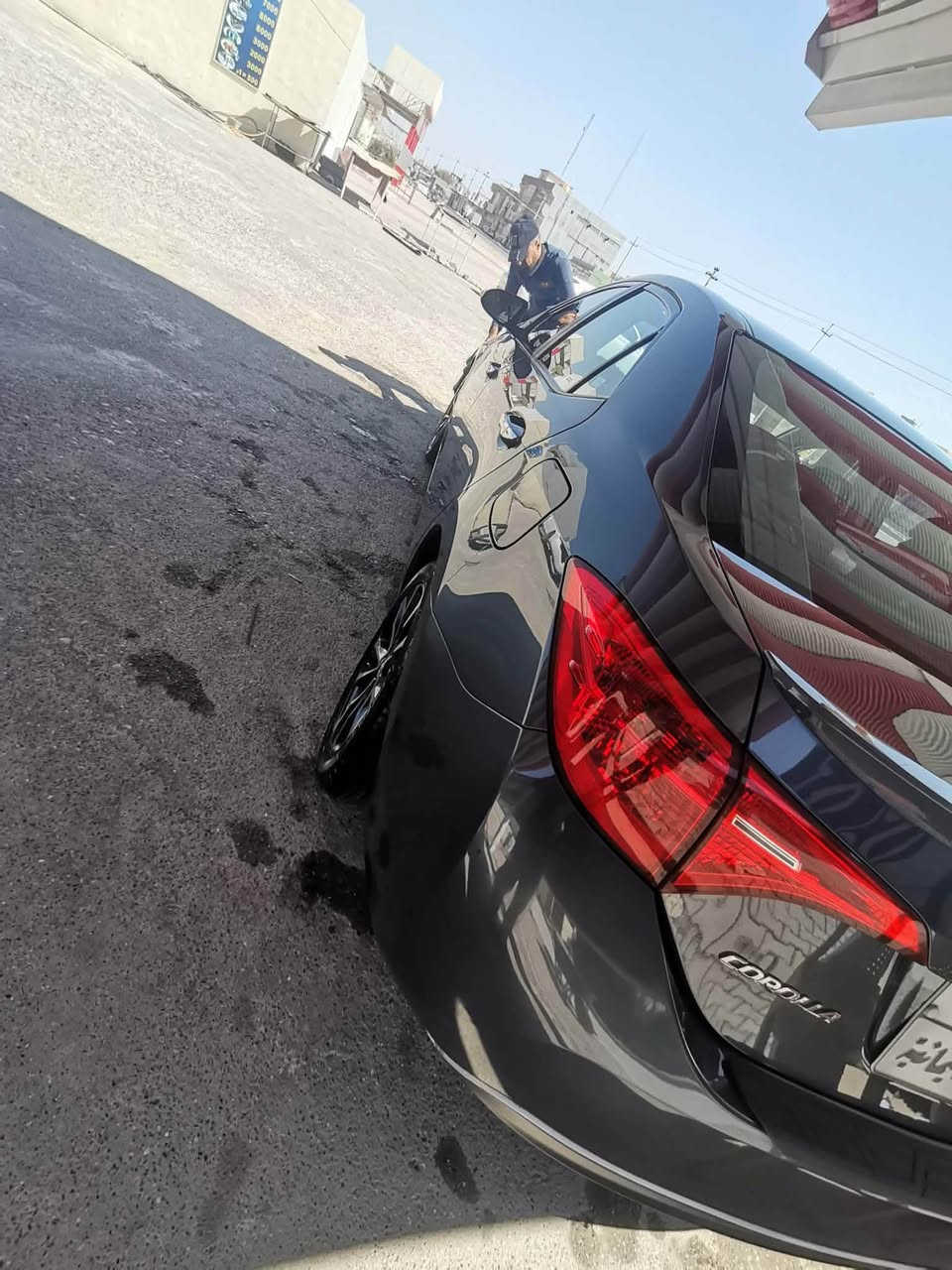 كورلا امريكي ٢٠١٧ 
Se موصفات 
بدون صبوغ بدون تبديل 
بس ١٠سنتم تعديل بارد 
محرك وكير بل شرط 
سنوية جديد بل اسمي 
سيار مال بيت. ايد واحد 
ماشي ٩٠meli

مكانة كركوك 
*********** 
سعر ١٣٩$ كركوك, العراق
