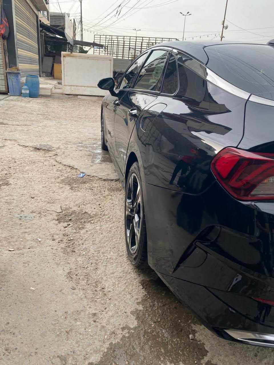 السلام عليكم
Kia k5
موديل 2022 رقم اربيل
اللون اسود 
نوع Gtlien فول مواصفات معروفه 
بيها باج مضلل مرورياً 80‎%‎
المواصفات فول الفول
محرك 1600تيربو🚀
  رقم شاصي : 5xxg64j20ng120035
حادث نصف باب السائق  ونصف الباب خلف السائق ورصعه بالبنيد فقط
 السعر 175 وبيها مجال
مكانها اربيل
الاتصال ع الرقم تالي ***********

