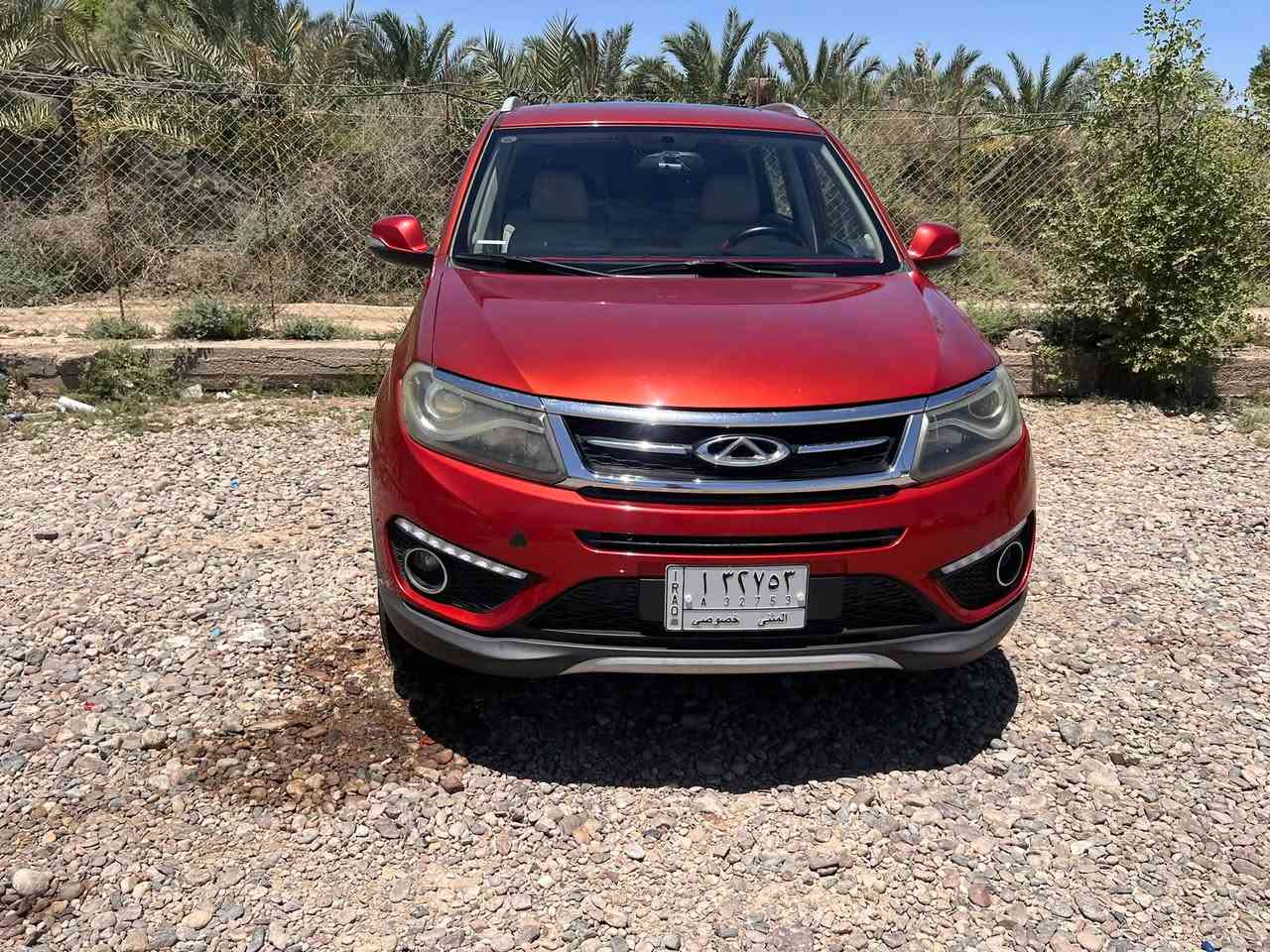 شيري تيكو فايف 2018
محرك 2000 

الكير المرغوب مكانيكي 

السياره مكفوله كفاله عامه 

ماشيه 138 الف 

مكان ذي قار سوق الشيوخ 

فول موصفات 

تحكم ستيرن 

فتحه سقف 

كراسي جاد وكهرباء 
لايت زنون 
السعر 90 وبيه مجال 
***********
