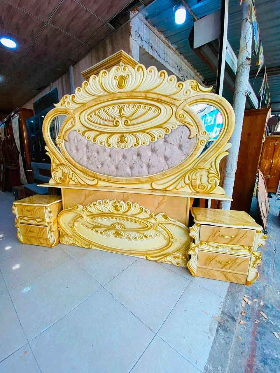 البيعع ***********السعررر 750 داخل خارج صاج
