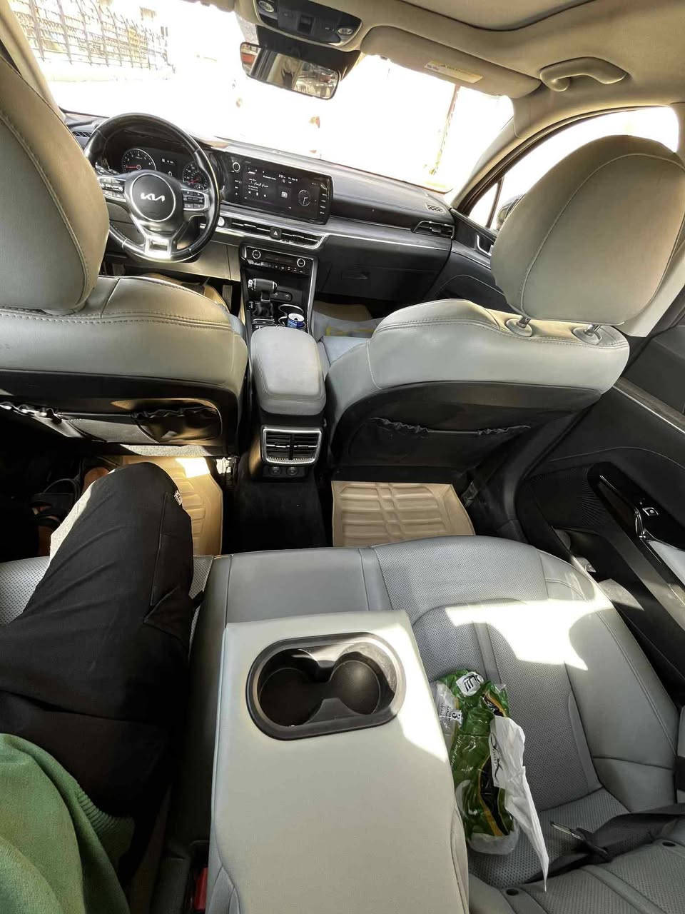 ‏-
‏
‏2022  KIA K5, EX 
‏
‏ قادسيه معوقين (بشرط وكاله ) 
‏
‏
‏ضرر قطعة وحده جاملغ امامي تبديل بدون دواخل او شواصي واقل من ربع بنيد صبغ 
‏
‏•المواصفات :
‏
‏▪️السيارة: #كيا K5 EX 
‏
‏▪️الموديل: 2022
‏
‏المحرك: 1.6L توربو (اربعة سلندر)
‏
‏▪️العداد: 83 الف كم 
‏
‏▪️حجم الويل: ويل كب حجم 19 
‏
‏▪️لايتات زينون اربع عدسات مع حاجب LED مع اشارة LED
‏
‏▪️بصمات عدد 2 للأبواب مع بصمة تشغيل وتشغيل عن بعد
‏
‏▪️قمارة بانوراما
‏
‏▪️نظام 5 كامرات
‏
‏▪️رادار امامي مانع تصادم
‏
‏▪️حساس امامي
‏
‏▪️حساس خلفي
‏
‏▪️رادار جانبي (نقاط عمياء) بالمرايا الجانبية
‏
‏▪️شاحن لاسلكي
‏
‏▪️اشاير بالمرايا الجانبية
‏
‏▪️مرايا شفط
‏
‏▪️مرايا قلاب
‏
‏▪️كامرة خلفية دوارة اصل مع الستيرن
‏
‏▪️شاشة الدشبول حجم كبير للتحكم بأيعازات السيارة
‏
‏▪️كشنات السيارة جلد lبيض
‏
‏▪️گشن ذاكرة (خزن ميموري) لكرسي السائق
‏
‏▪️تحكم فول كهرباء لكرسي السائق والراكب
‏
‏▪️تدفئة وتبريد للگشنات الأمامية
‏
‏▪️تبريد قطعتين امامي وخلفي
‏
‏▪️خمسة وضعيات للقيادة
‏
‏▪️تشغيل عن بعد
‏
‏▪️سستم صوت BOSE بواقع 12 سماعة في المركبة
‏
‏▪️سايد بريك دگمة
‏
‏▪️تحكم ستيرن جهتين بلوتوث وحاكية وكروس سرعة وتحكم صوت 
‏
‏▪️نظام ABS مانع انزلاق
‏•سياره جاهزه من مكينه وكير وحداديه تبريد بنسبه ١٠٠٪
‏
‏▪️السيارة فئة EX فول اعلى فئه 
‏
‏السعر  ١٦٦
‏
‏للاستفسار :-
‏
‏***********
‏
‏واتساب متوفر او الاتصال عالرقم 
‏
‏الديوانية _مركز اامدينه
‏
‏
‏
