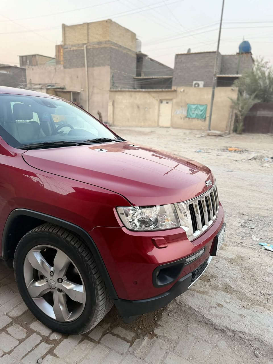 بيع مستعجل مستعجل بيع 

جيب 2013 خليجي وكاله منصور 
بدون صبغ 
فول موصفات 
محرك 5700 
سعرها 154 بيها مجال بسيط 
*********** 
مكاني بغداد
