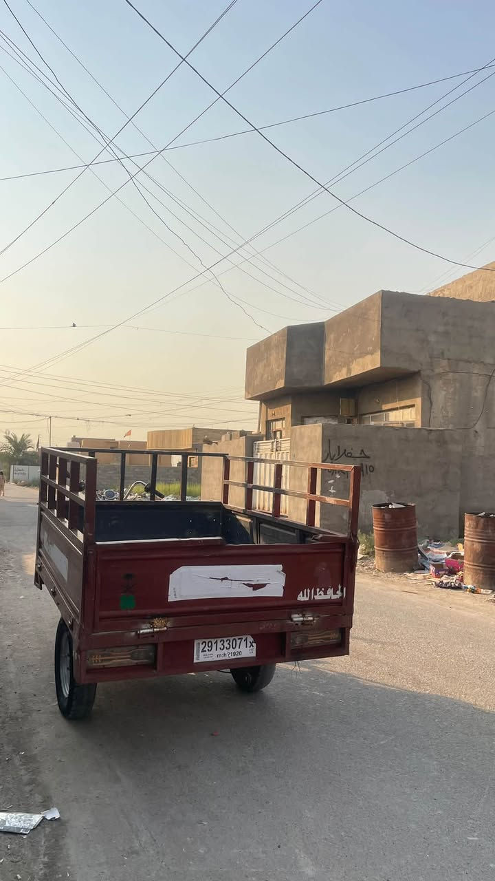 سلام عليكم ستوته امتي ار للبيع مكينه خير من الله بدون اوراق اتكفله السعر 800 وبيه مجال /*********** جماعت ٦٠٠ مابيع
