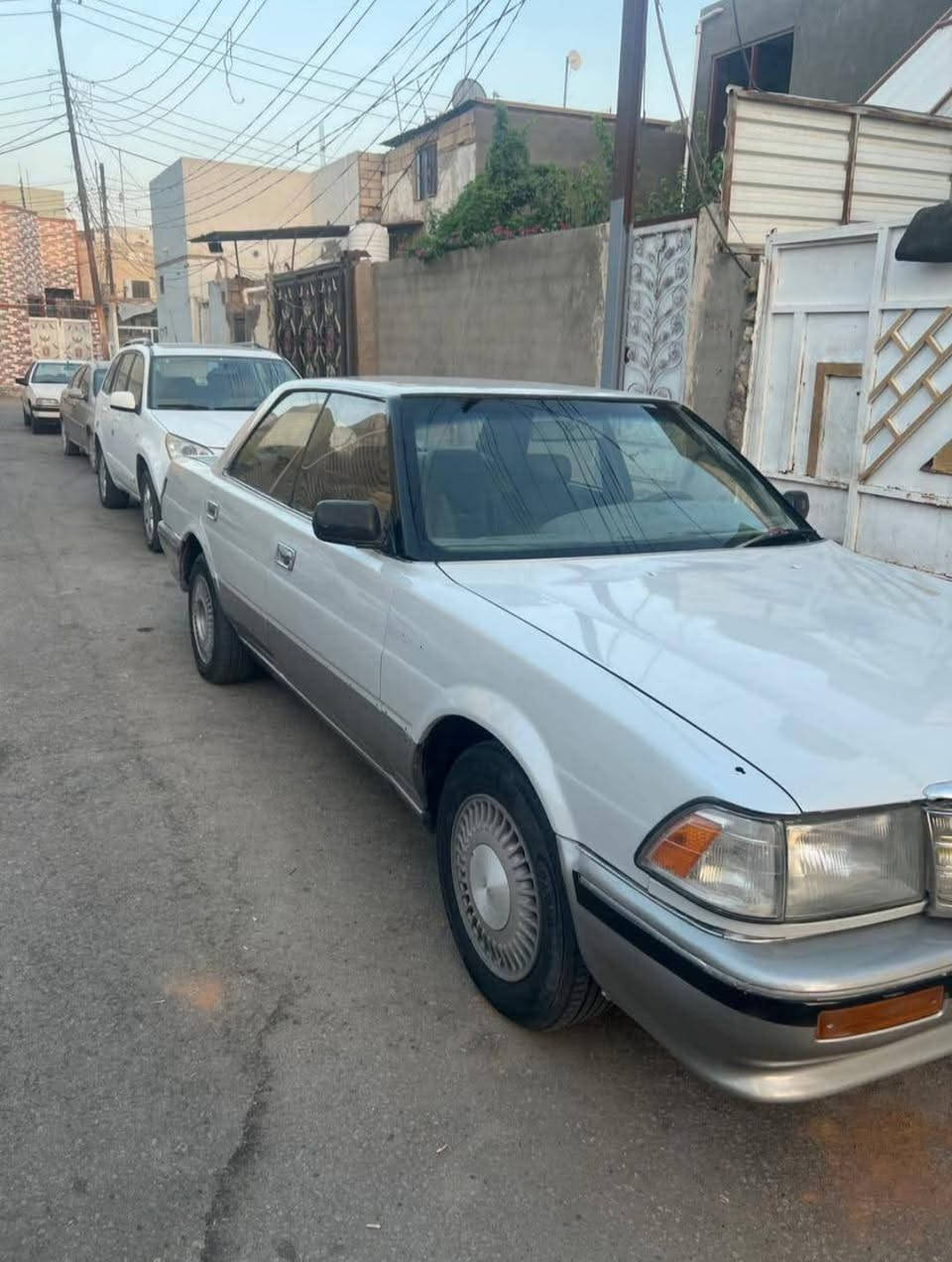 سلام عليكم هارتوب للبيع موديل 1990 سياره حلوه ومكانه نجف سعر 25وبيه مجال  رقم بصره وراعيه اواجهك وياه رقم مبايل ***********
