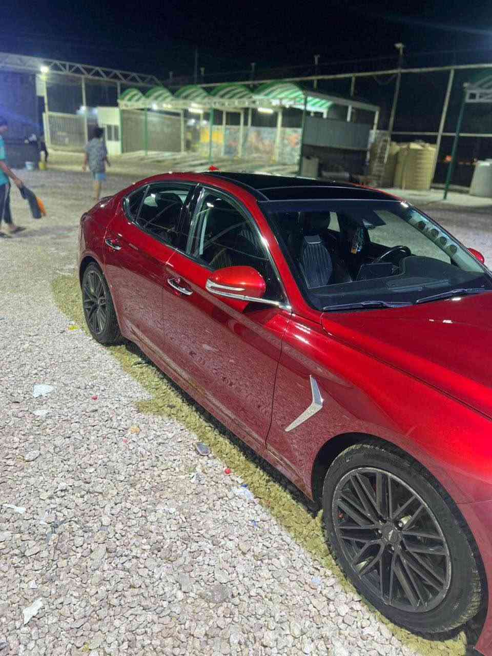 السلام عليكم 
جنسس g70 2020 فول مواصفات 
رادار امامي 
صندوق كهرباء 
كشنات تدفئه تبريد 
مصابيح اماميه ليد 
مري شفط 
فتحه سقف 
شفتات تحكمات ستيرن
ستيرن كهربائي 
كامره خلفيه 
حساسات اماميه خلفيه
شاشه اماميه
كشنات كهربائيه
مستشعر وقوف
تحديد مسار 
مثبت سرعه 
وبعد هواي بيهه مواصفات 
ماشيه 133 الف كيلو حقيقي
محرك 2000 تيربو
كير ومحرك كفاله 
السعر 160$
سنويه باسمي تحويل مباشر *********** بغداد, العراق

نص مكتوب في الصور:
- Trust Encar신뢰를 더하다encar.com