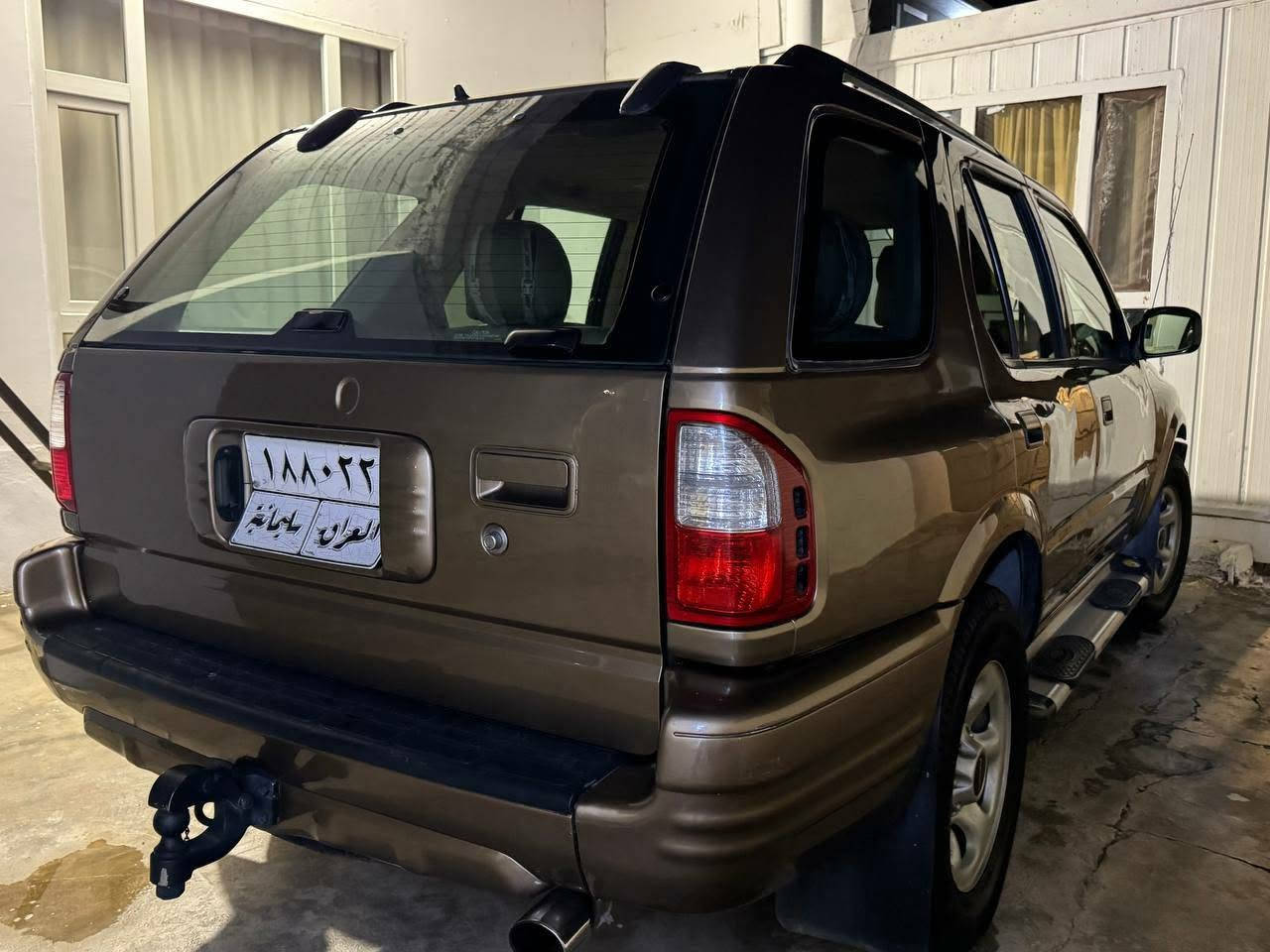 بەناوی خوای گەورە
Isuzu rodeo 2002 
سەیارەیەکی خێزانی و suv 
سەیارەکە ڕوبەڕو زۆر لە وێنەکە جوانترە کامل بۆیاغ لەسەر ساغی بێ لێدران ،دەبڵ ئەکسل تۆماتیک و جام کارەبا تەبرید لەسەر سویچ گێڕ و مەکینە بەشەرتی ١٠٠ فیتەر ، چوار تایەی لۆکی لەژێرە ،بەشەریی تحويل و وەکالەت 
نرخی $ ٥٩ مەجالێکی کەم 
بۆ پەیوەندی ***********
