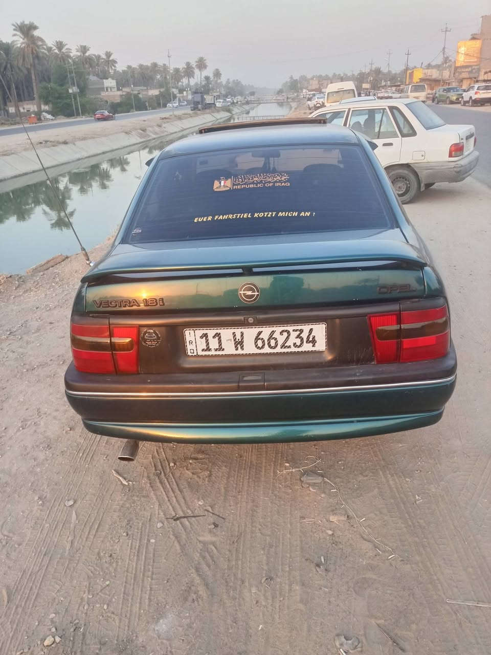 اوبل فكتره موديل 95 محرك 18 بلادي تبريد ثلج 
على وضع شركه السعر 48 وبيه مجال قليل جدا 
مكان سياره بابل المسيب هذا رقمي ***********
