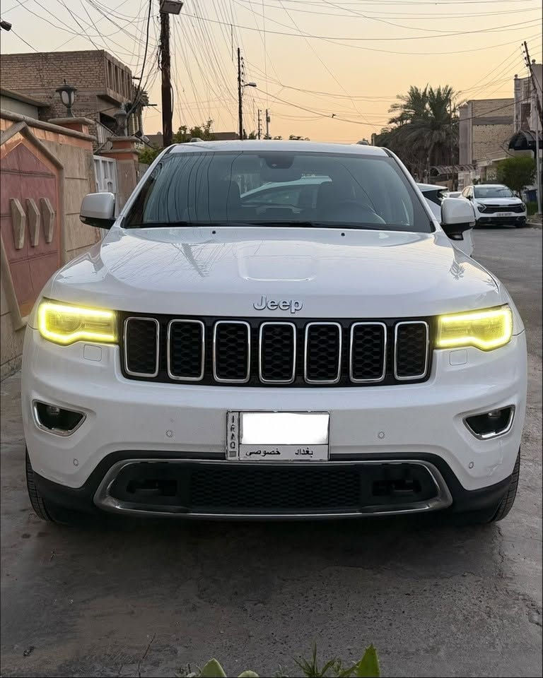 جيب كراند شيروكي limited بلص خليجي وكالة ليث العبيدي 2017

فول مواصفات ١/١  
شاشات خلفية 
نظام اطفاء المحرك وتشغيله اوتو
حجم المحرك 3600
فور ويل 4/4 ماوس  
دبل سلايت بانوراما 
تشغيل عن بعد 
شاشه جبيره 
شفتات ستيرن 
جنطه كهربائي شفط 
دبل كزوز خلفي 
حساسات اماميه + خلفية 
قطعتين تبريد ثلج 
كشن خزن ميموري 3 وضعيات
مقاعد جلد 
كهرباء (تدفئة+تبريد) 
كشن خلفية تدفئه
تدفئه بلاستيرن 
سيدي بلجكمجه  مع ريموتن تحكم بلشاشه 
مري  شفط 
مري قلاب ويه ال R
يدات ستيل اصل 
الداخل صاج ملكي   
كامرة خلفية دوارة اصلية
استيرن كهرباء +  تدفئة
فول تحكم استيرن
نظام سبورت s
نضام اقتصادي
مري _جانبي_تدفئة مرايا_جانبية_حساسة_للضباب_تعمل_
تلقائياً + اشارة بالمري 
لايت عدسة زينون 
كشافات
زراكات لايت  

السيارة رقم بغداد بأسمي /ماشية 87 الف مكفولة (كير/ محرك/ صبغ ) السعر 26,500 وبيها مجال ان شاءالله 
رقم الهاتف ***********
