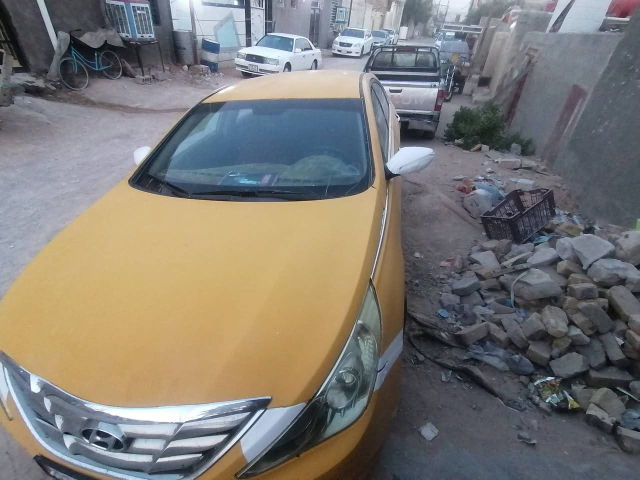 سلام عليكم 
سوناتا موديل 2011
متجايه خط سماوه نجف 
بأسمي 2030 انكليزي
وارد كوري 
مكاني نجف ***********
السعر 70 وبيه مجال
