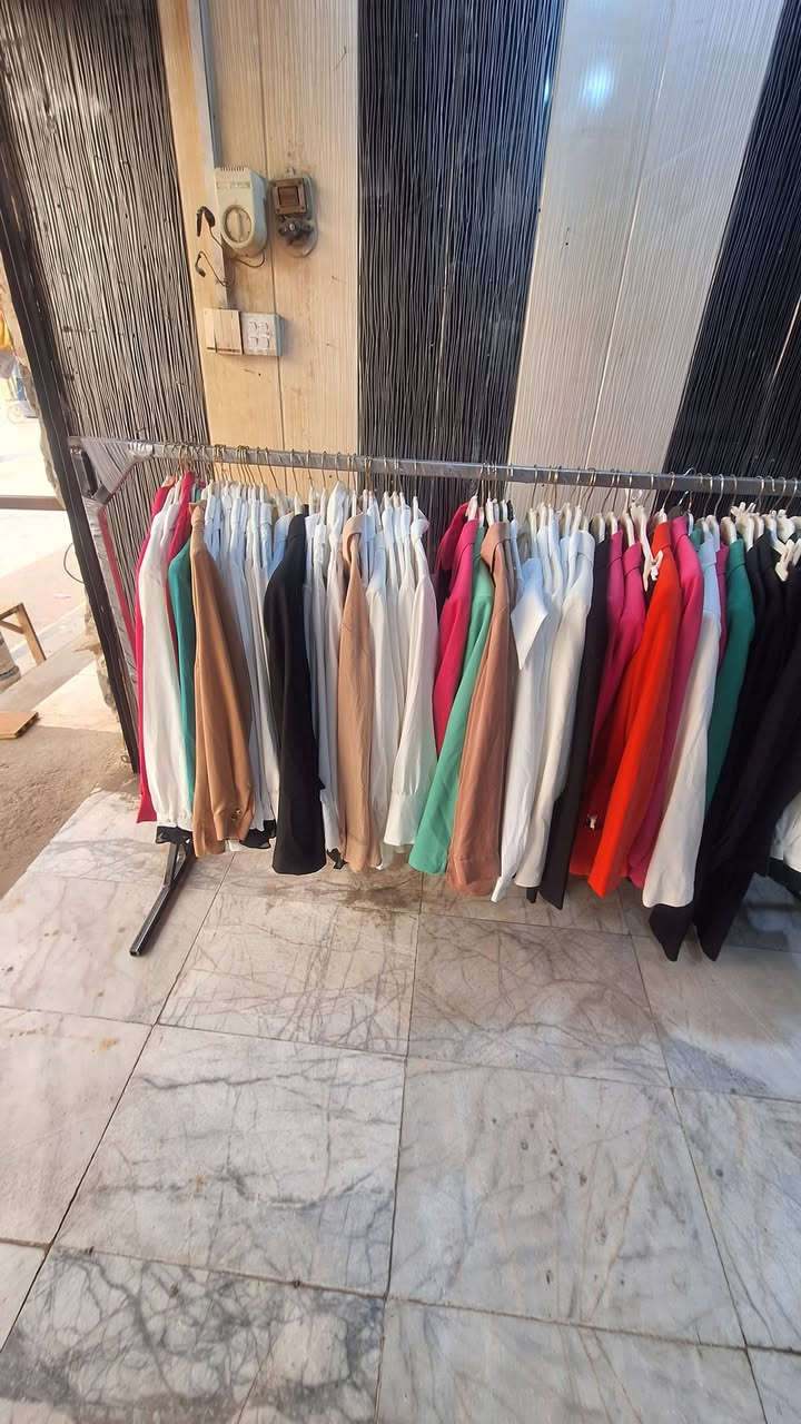 ملابس نسائيه ماركه  مال مول ولد يريد يعزل قمصان مال مدراس  وقمصان سود  مكاني بصره شراي يراسلني واتساب ***********
