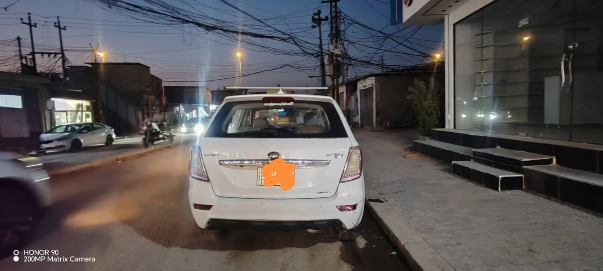 ليفان X60
2013
كير عادي 
محرك 1800
مابيها ضرية 
بس الطخات شوفة العين 
سيارة رادلها كمبريسر  
***********
مكان السياره النجف النجف, العراق
