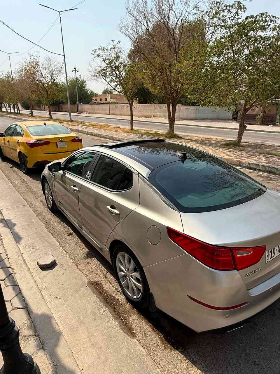 السلام عليكم اوبتيما موديل ٢٠١٥ فول موصفات خنك رقم كربلاء نكليزي جديد
بانورما كشن جلد كهربائي تدفاء تبريد بل كشن مري قلاب حساسات خلفيه اماميه انضمه قياد داخل صاج لونين بيجي محرك 2400 محرك وكير كفاله عامه تبريد جديد حداديه جديده تخم تاير جديد سياره كامله مابيه نقص  بيه صبغ جاملغ خلفي وقبق جنطه بدون دواخل خفيف برغي السعر ١١٢ وبيه مجال 
المكان كربلاء 
الرقم ***********
