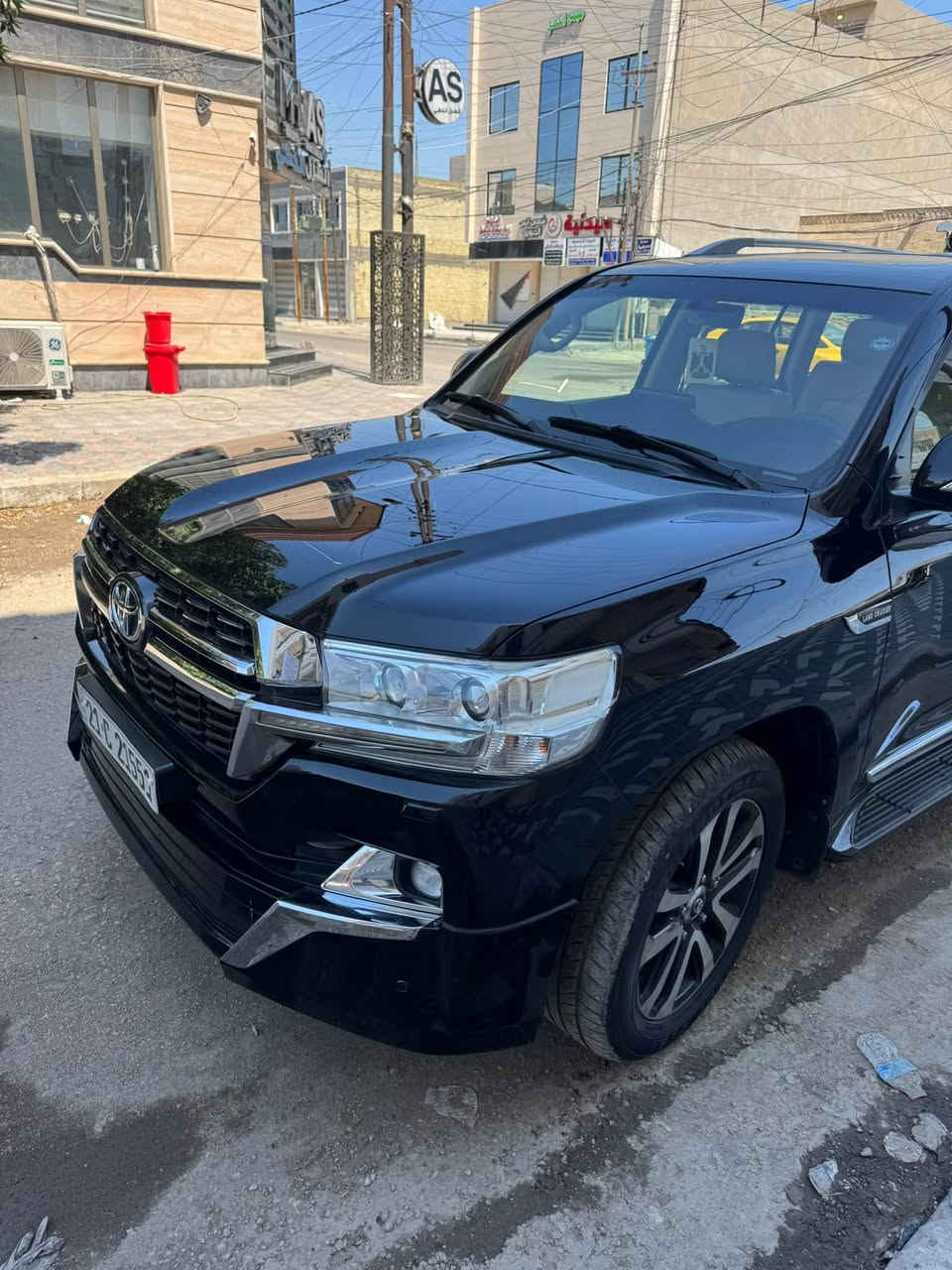 لاندكروز GXR • ٢٠١٦ • ١٤٠٠٠٠ كم