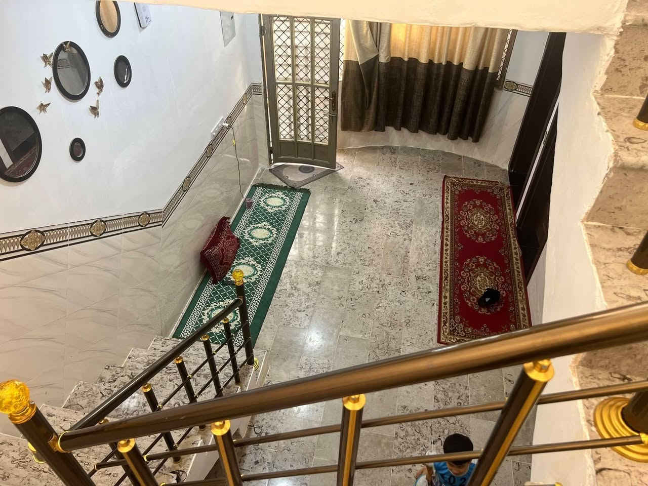 السلام عليكم دار للبيع في كربلاء قرب جامعه الزهراء طريق كربلاء بغداد عمود 92 مساحت 🏠 100متر طابو زراعي سند25 قرار محكمة مع كافة الخدمات ماء كهرباء مولد مجاري للتواصل واتساب ***********

