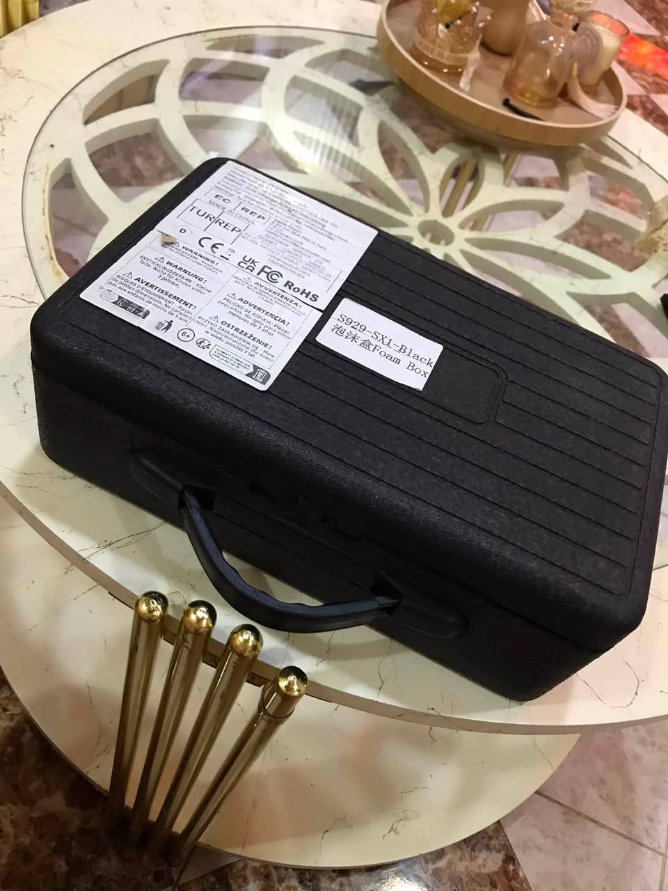 درون S-X1 
كمبل ربط كيبل شاشه 
دقه 4k للاستفسار خاص او وتساب ***********
تحياتي
