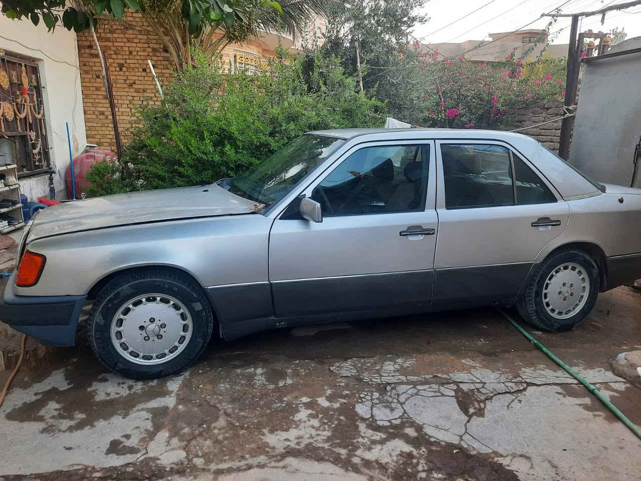 سلام عليكم
دب رقم بغداد مشروع وطني موديل 89محدثه92 باسمي شرط التحويل هـزه جديـده كير وميكينه بطه خير من الله كهربائيات كلها شغاله تبريد ثلج سعر40وبيها مجال

مكان السياره بابل ناحيه الطليعه

***********

***********
