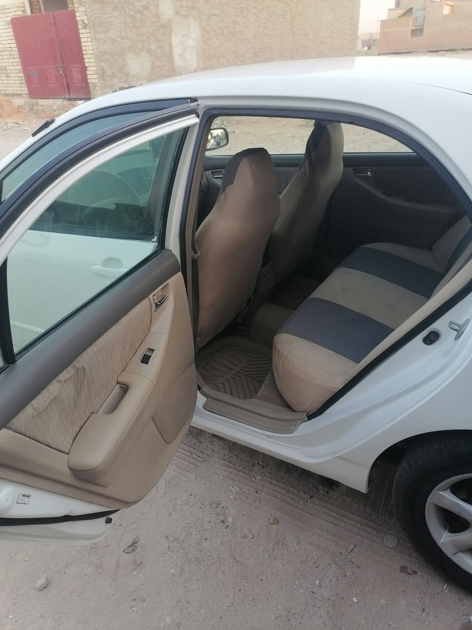 السلام عليكم كورلا بيكاجو البيع موديل 2006 خليجي محرك 1800 محرك وكير مكفولات تبريد شغال ثلج سياره شغاله كلها الحمدلله صبغ حزام بدون دواخل سيارة بلاديه مال بيت رقم بغداد بسمي تحويل مباشر سنويه جديد هزه جديد السعر ٩٠ وبي مجال حك الجية *********** تصال على رقم بي وتساب خاص َ ماجوب اعتذر مشغول مكان السياره الأنبار الفلوجه
