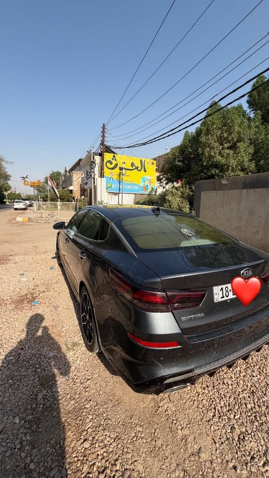 يا الله السلام عليكم اوبتما 2020 ex اعلى فئه السيارة فول 1/1 
مواصفاتها معروفه
السياره رقمها بابل نكليزي بأسمي
سونارها موجود ويا الصور فقط مكتوب بالسونار جان اكو تبخير واني سويته
السيارة خير من الله وبالعافيه على الياخذها 
السعر 125 وبيها مجال 
***********
