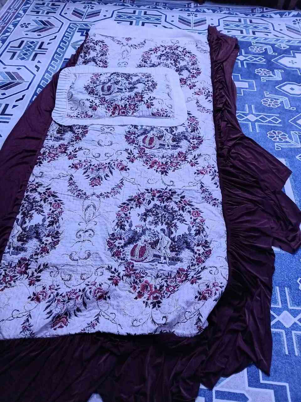 كنب • ديكور بيت • للبيع