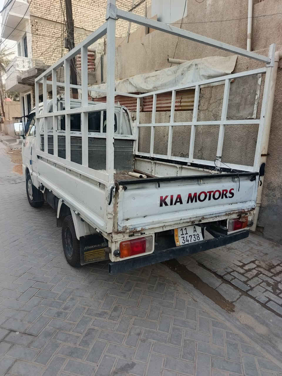 السلام عليكم كيه 96 كير محرك اكسن خير من الله سياره رقم انكليزي بسمنه سنويه 2031 شرط تحويل رقم شاصي واضح تخم تاير عنوان بغداد الجديدة رقم *********** السعر 52
