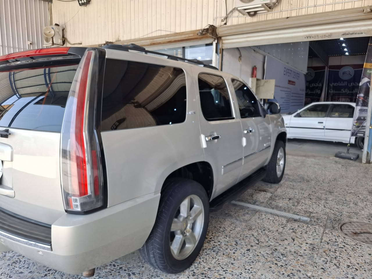 أدوات أدوات 
ترهم مراوس حسب القناعه 
فول مواصفات فئة LTZ
كفاله عامه من الكص والعشائر ولانتربول فقط جاملغ أمامي مصبوغ والباقي كله جديد 
مكاني ميسان @
***********
