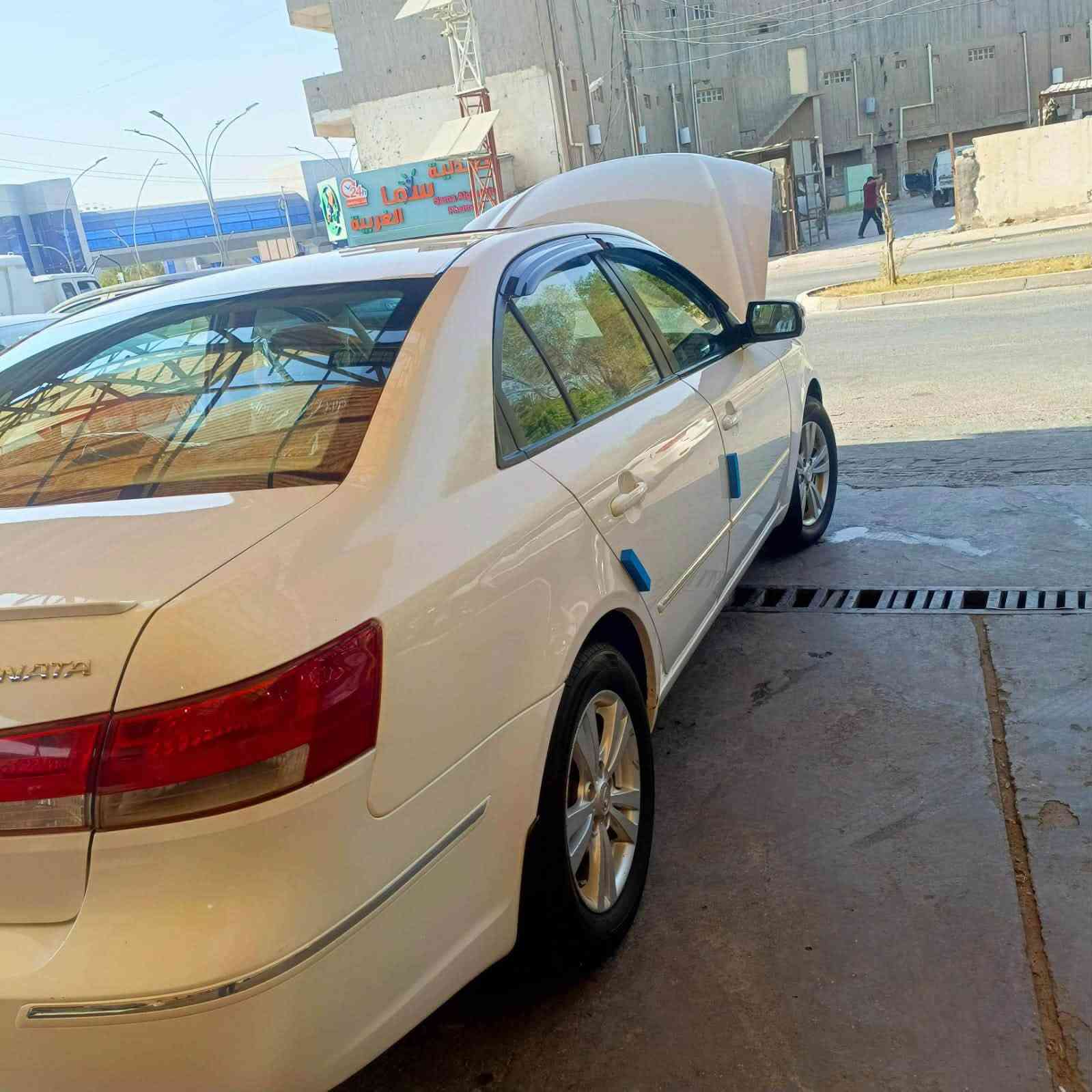 الي يدور نظيف و جمال
سوناتا موديل 2011خليجي
المحرك  ٢٤٠٠ وبحاله ممتازه
تبريد ثلج خير من الله
تخم تاير جديد  
شاشه وكامر تحكمات ستيرن
كشافات ولدات 
للاستفسار ***********
السعر 135 وبيها مجال
