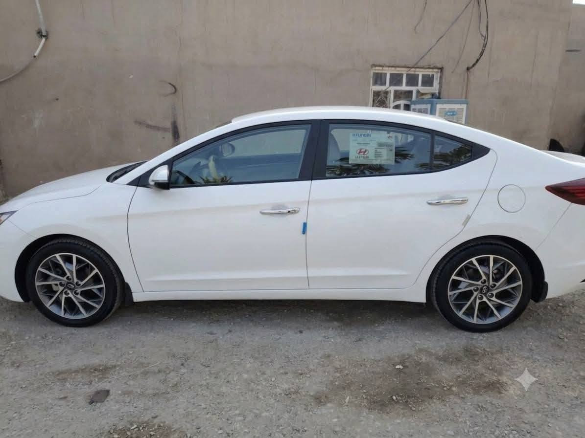 النترا ١٩ رقم بغداد  200دوش  فول مواصفات خليجي مكفوله من الدعاميه لدعاميه السعر ١٥٥ رجاءاً المايعجبه السعر خل يعبر المنشور مكان السياره ديوانيه للإستفسار ***********
