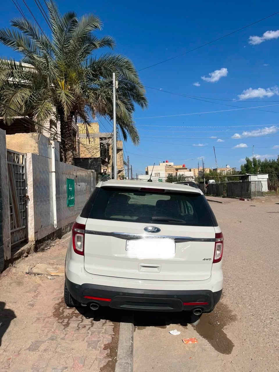 فورد اكسبلور 2012 مكفولة رقم واسط مشروع وطني مداور ثاني يوم
شركه نيفيا
السعر 125$ 
مكاني ميسان 

للاستفسار وباقي التفاصيل الاتصال ع الرقم
***********

