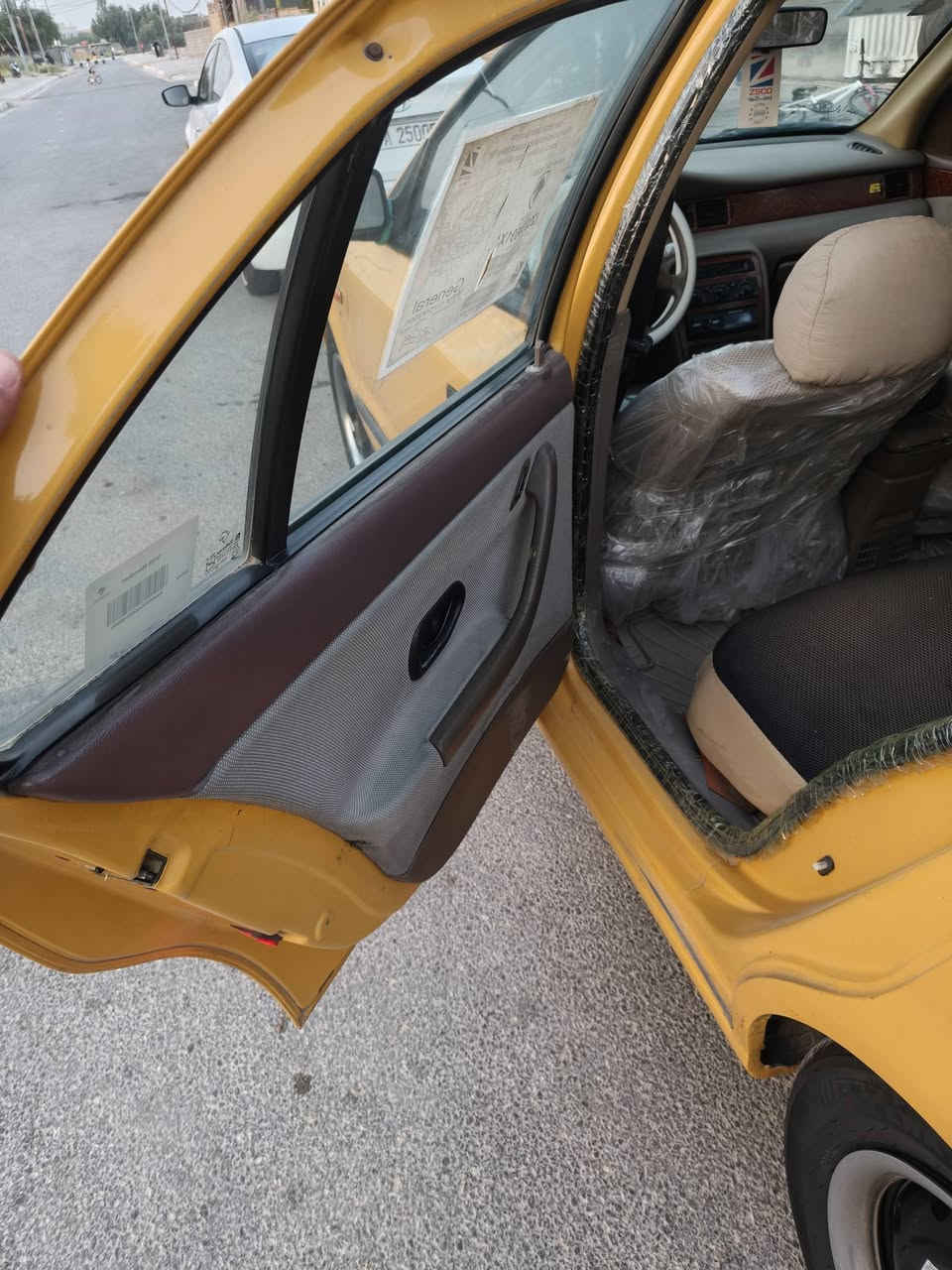 السلام عليكم سمند مديل 12 سياره جاهزه صدر، جديد مكينه وكير خير من الله دخلها بل جيس رقم واسط مصفر هيئه وغرامات مابيه ضربه مكفولة سياره بيه فقط جراد مو ضح بل صوره مكاني كوت الكفائات الاستفسار ‏‪***********‬‏
