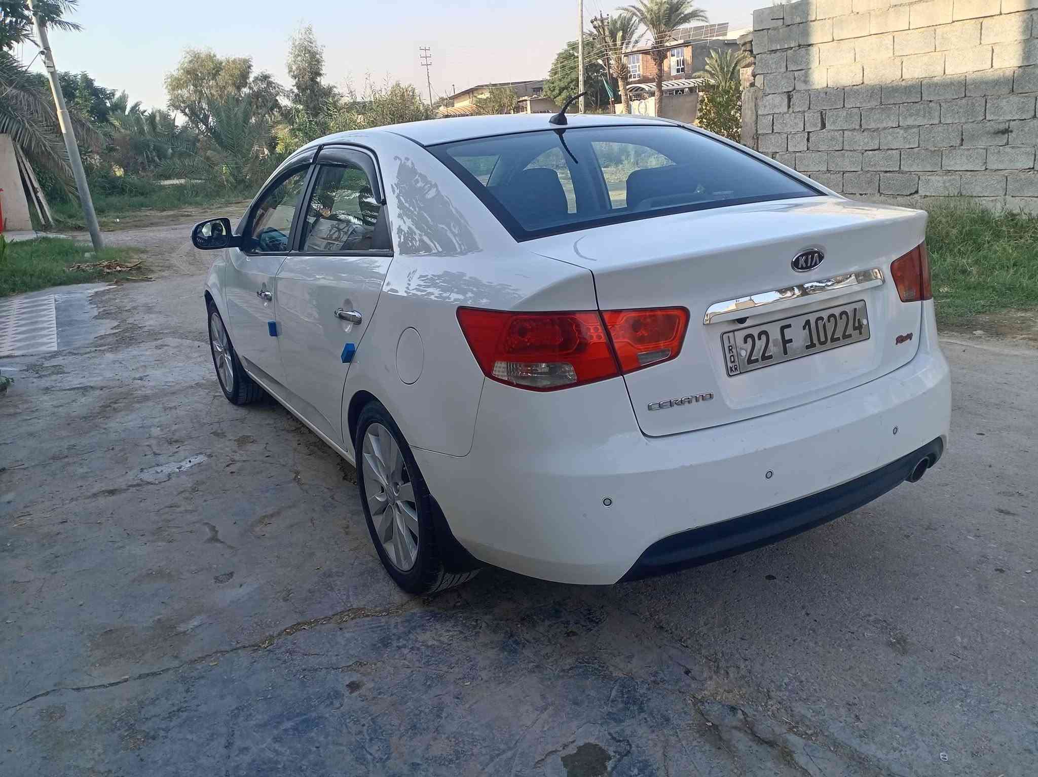 سلام عليكم
كيا سريتوا 2103
اربيل دولي 
سنويه هزه 
جديدة 
2030
خليجي
محرك 1600 دوش.
3قطع 
صبغ بدون دواخل
تخم تايري 
صدر امامي 
خلفي 
جديدة 
تبريد
شغال
تحكم استرين جهتين 
اشاير المري 
مري شفط
شاشه 
كامره 
حساسات 
منضومه زنون
السعر 90بي مجال قليل الشراء
مكان بعقوبة 
تقاطع السادسه
الاتصال على الرقم 
***********
