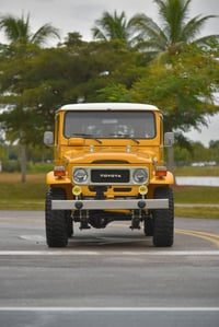 لاندكروزر FJ43 • كلاسيك • تويوتا