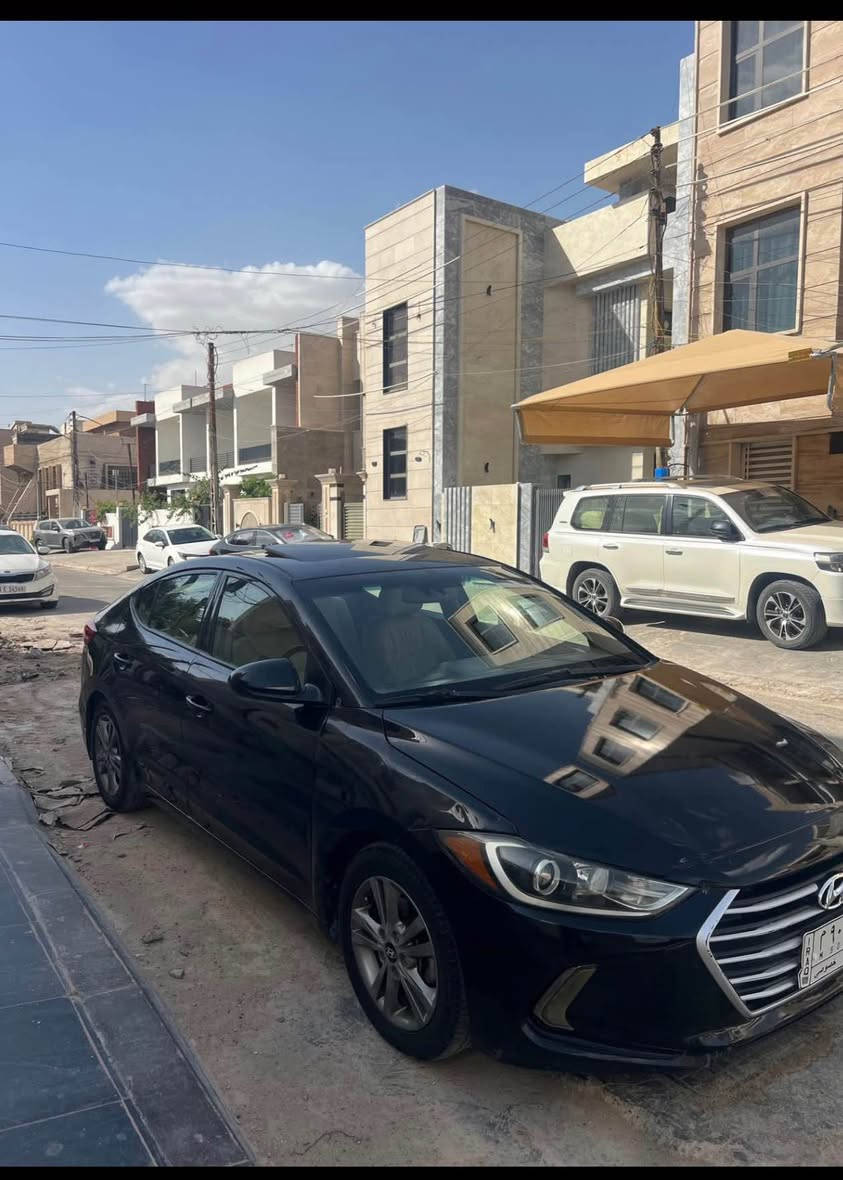 السلام عليكم للبيع النترا وارد امريكي 2018فول مواصفات لمتدد رقم بغداد بأسمي تحويل مباشر محرك 2000 دوش حادث جاملغ وبنيد صور الحادث منشوره السياره جاهزه من كلشي اي نقص مابيه السياره ماشيه 61 الف مايل مواصفات بصمه سلايت ويل كب كامره رادار  السعر 110 ورقه وبيه مجال حيل بسيط مكان السياره بغداد العامريه رقم تلفون *********** بغداد, العراق
