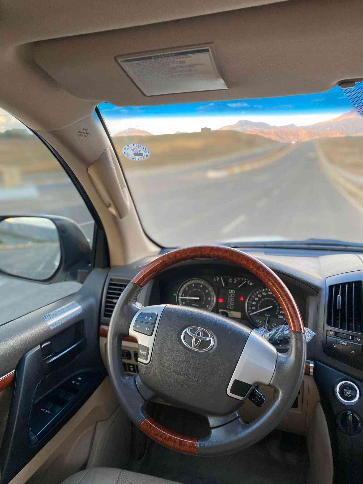 وەنەوشە 2013 V6 برێمی دەرەجە یەك
وەنەوشە فول مواسەفاتی برێمی بەسمە شغال ٢ بەسمە بیلادی کوشین جلد کوشین کارەبا ٨ ارباگ حەساس پشت و پێش شاشە کامیرە لیدی دەحامی بیلادی سلایت تەبرید مەرکەزی سوکان ڤۆڵیۆم ٤ تایە و ویلی Dounlop بیلادی سپێری دا نەبەزییە 
١٧٠ هەزار حقیقی ڕۆیشتییە 
سەیارەکە بێ سبوغە ٢ جێ تعدیلی هەیە
گێڕ و مەکینە بە شەرت نەکرایتەوە
هەززە و سەنەوی نوێیە بە ناوی خۆمە
*********** أربيل, العراق
