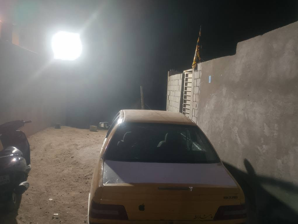 السلام عليكم بيجو 405 مديل 16 سيارة محرك وكير وكهربائات وتبريد كله شغال حدادة صفر راعي موجود يريد تحويل سيارة حلوة تحتاج شوي ترتيب مابيه ضربه ولا صبغ السعر 20 وبيهة مجال حك الجية واراوس بفتون او جنبي اي مديل رقم احمر موصليه بدون راعي ماكو مشكله  العنوان البصرة ابو الخصيب الاستفسار *********** البصرة, العراق
