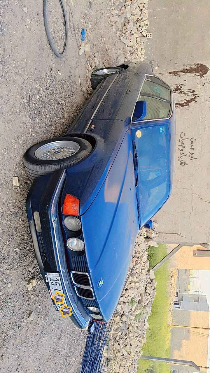 السلام عليكم بي ام موديل 93 فتحه دبل ايرباك دبل جكمجه حجم 730 سته سلندر بلادي محرك كير تخم تاير صدر خلفي جديد منضومه بانزين جديده رقم انبار انكليزي بسمي مكان السياره بغداد الدوره *********** سعر50
